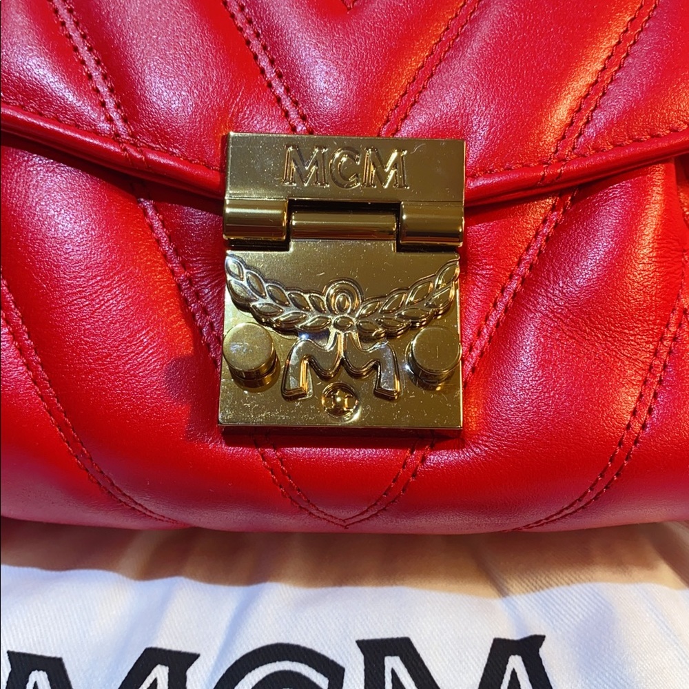 MCM
Patricia Quilted Leather Crossbody Belt Bag - Picture 6 of 8